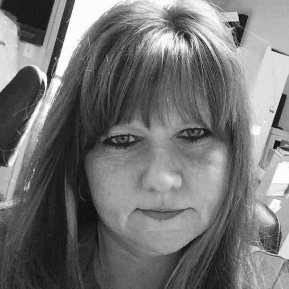 Meet your Posher, Febra - Picture 1 of 1